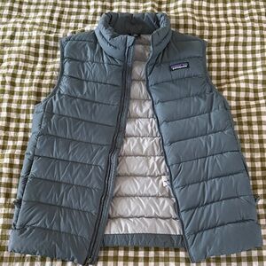 Patagonia Quilted Lightweight Vest in Slate Blue with Light Gray Lining